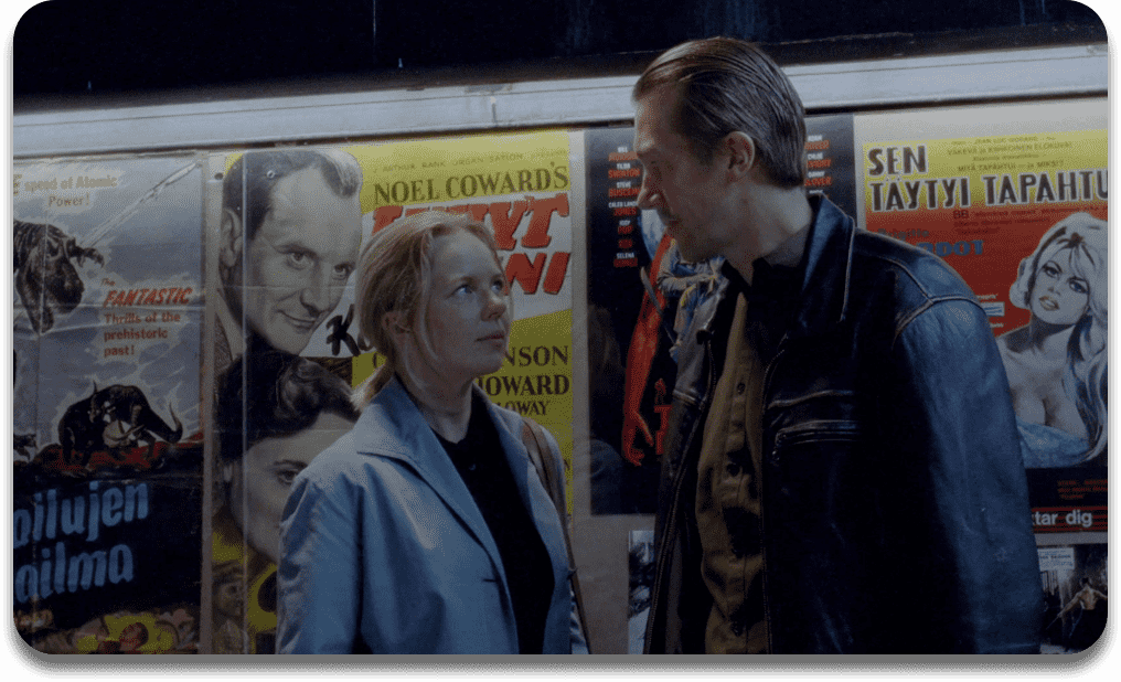 待ち合わせをしている映画館のポスター